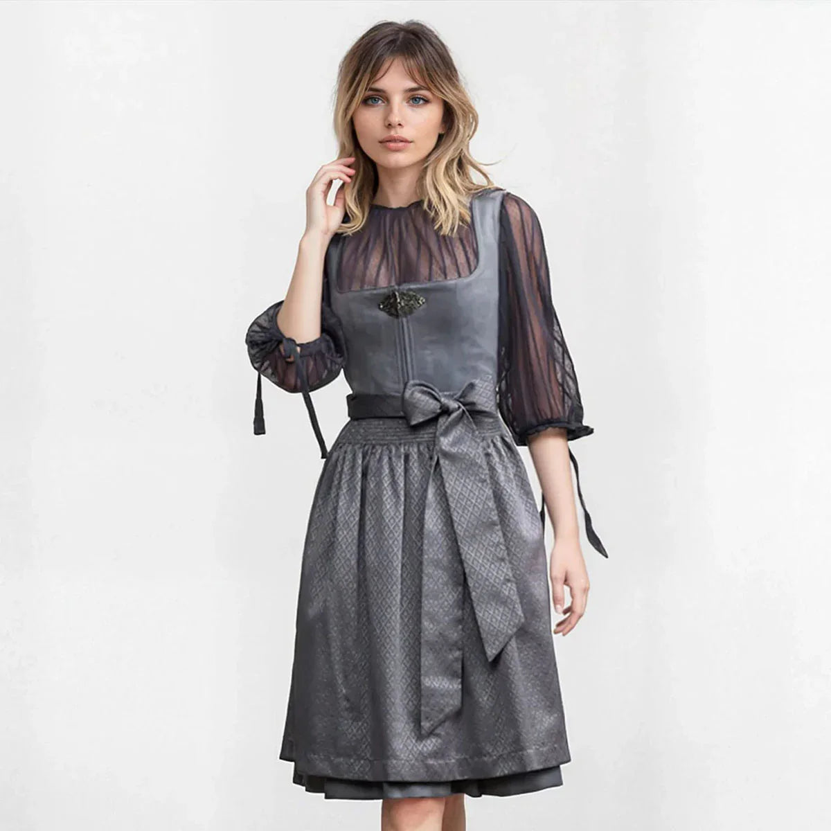 Dirndl mit Schleife | Tradition trifft Mode