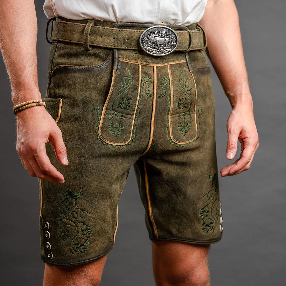 Urige Herrenlederhose aus weichem Echtleder mit feiner, traditioneller grüner Stickerei