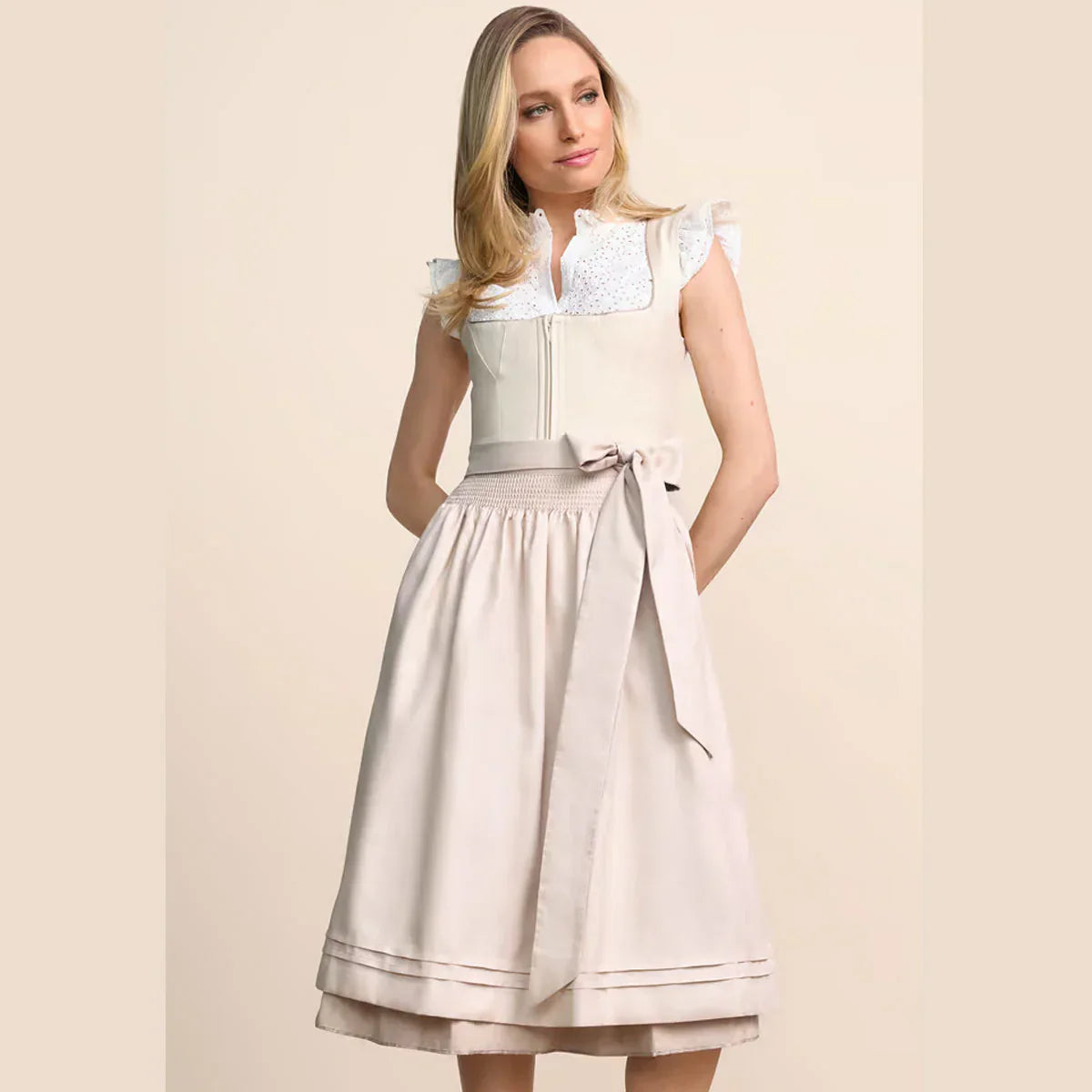 Krüger Dirndl Beige mit Schürze