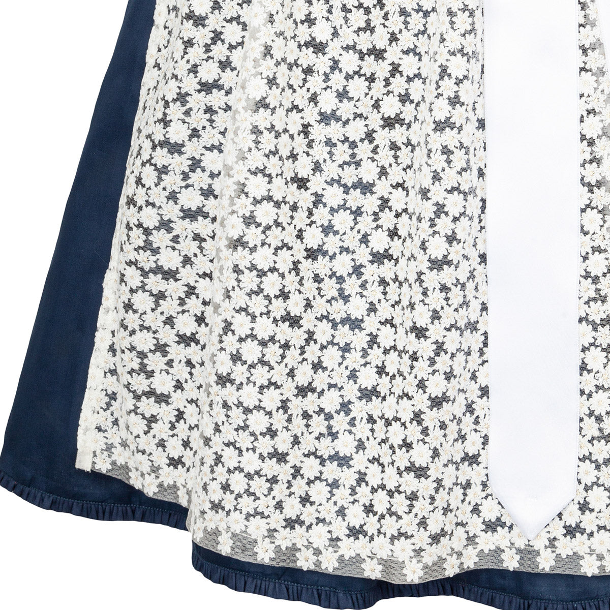 Alpenfee Dirndl Xara Dunkelblau Hochgeschlossen 60cm Mieder Muster: Leinen Rock Muster: Einfarbig Schürzen Muster: Blumen, Edelweiss Ausschnitt: Hochgeschlossen, V-Ausschnitt