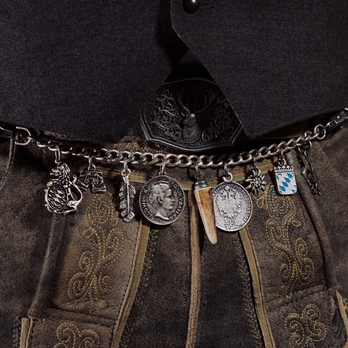 Datschi Trachten Charivari 1 Reihig 9 Anhänger - Datschi Trachten