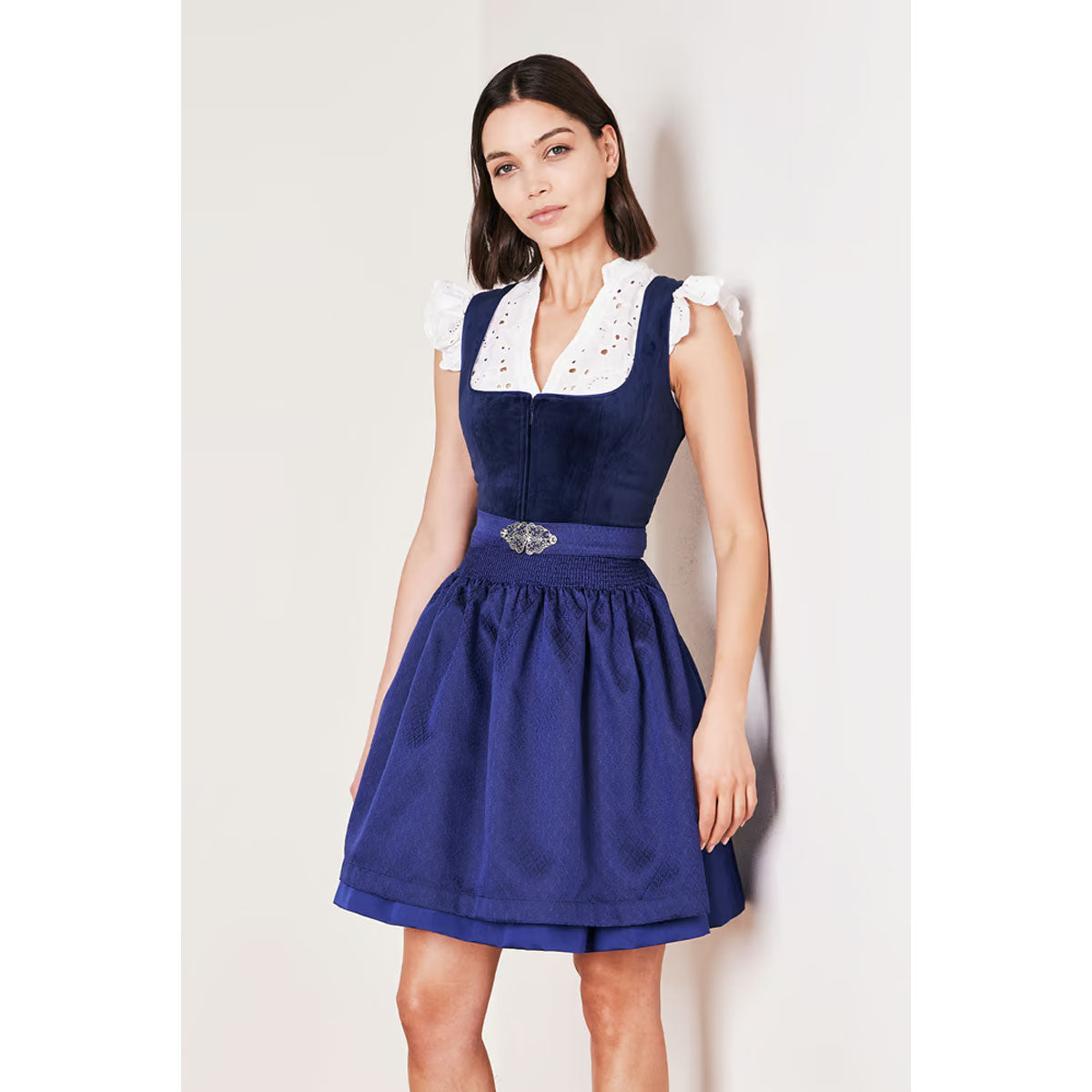 Krüger Dirndl Alisha Blau Kurz 50cm mit Reißverschluss und Schließe Farbe: Dunkelblau