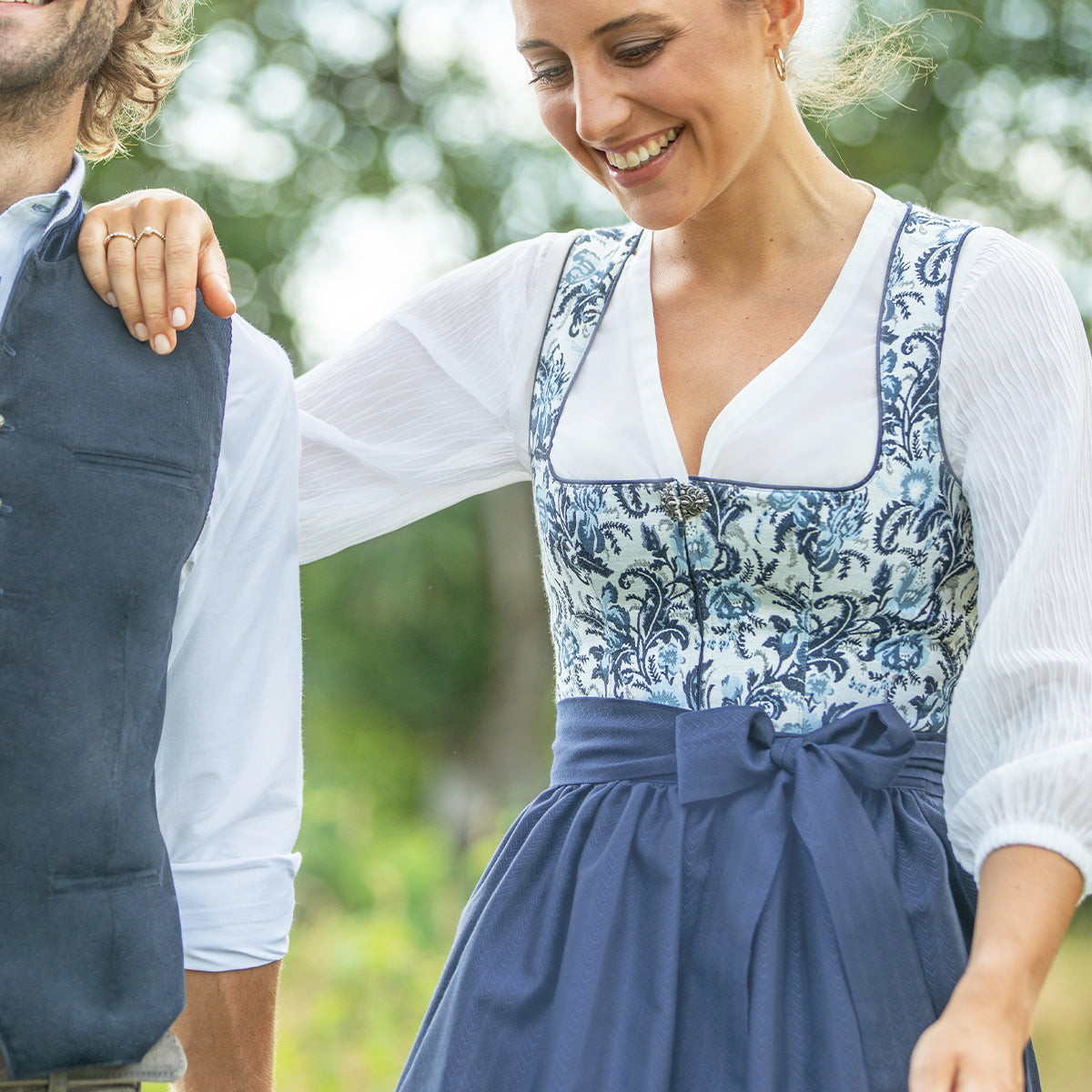 MarJo Dirndlbluse Nandlstadt Weiß 3/4 Arm - Datschi Trachten