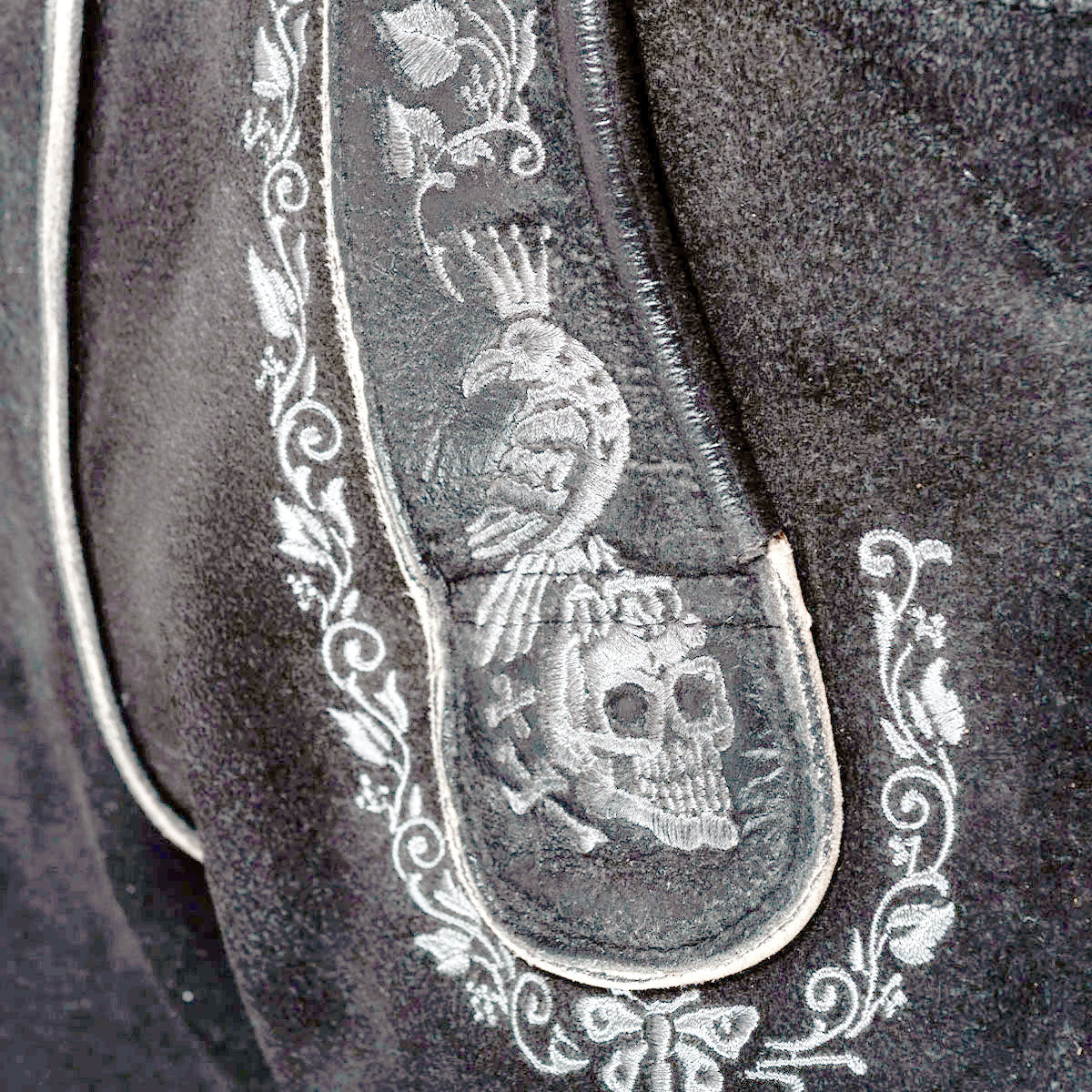 Himmel Arsch und Zwirn Lederhose Boandlkramer Grau- 20 Jahre HAZ Jubiläum - Datschi Trachten