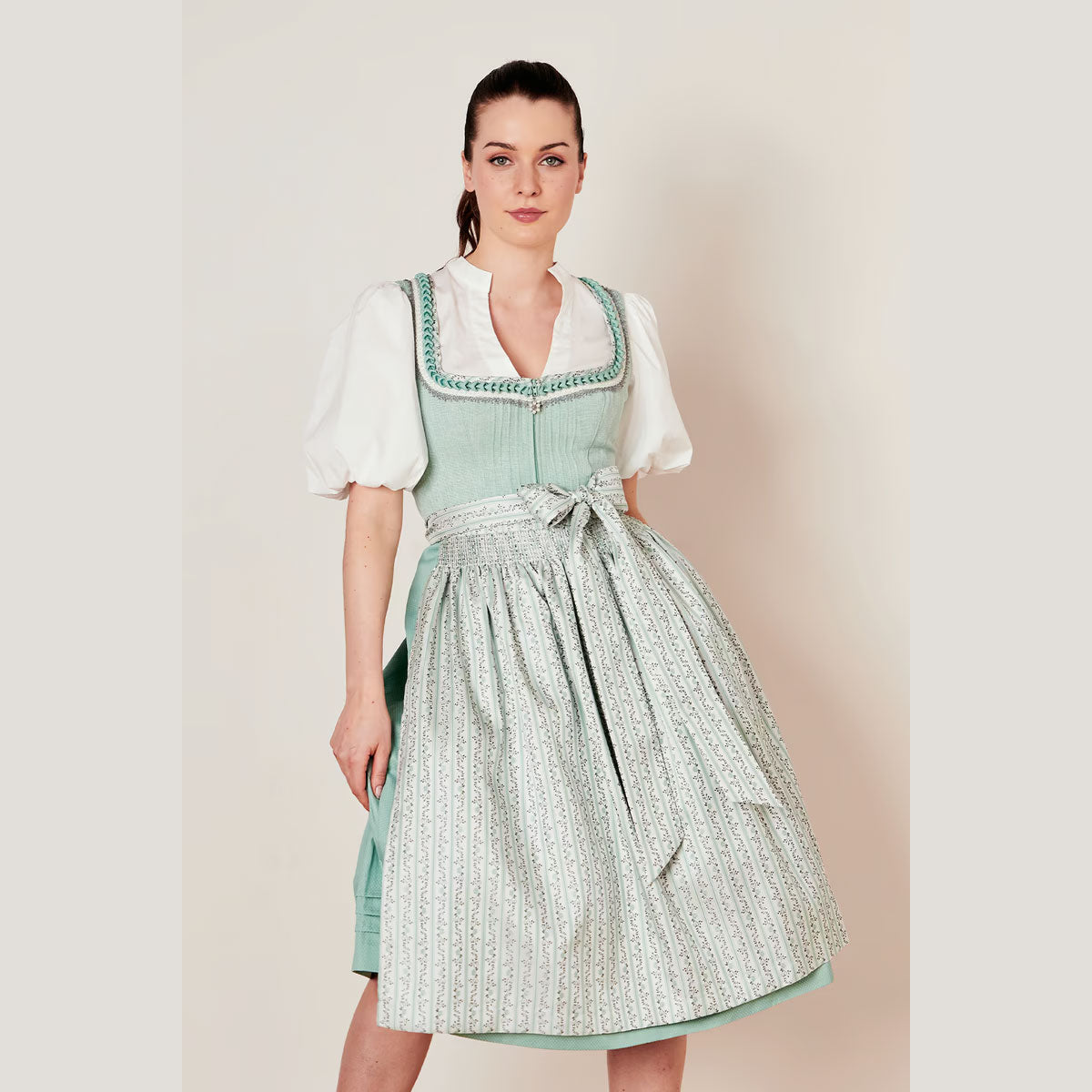 Krüger Dirndl Adribel Mintgrün Froschgoscherl 70cm - Datschi Trachten