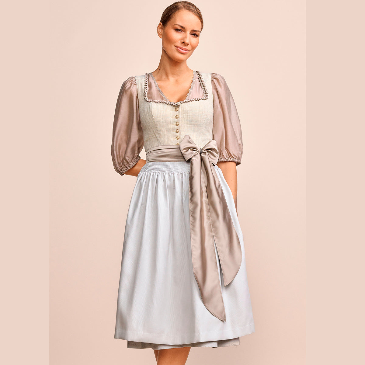 Krüger Dirndl Annemarie Beige Blau Herzaussschnitt 70cm Mieder Muster: Leinen,  Strichmuster Rock Muster: Ornamente Schürzen Muster: Einfarbig Ausschnitt: Herz Ausschnitt