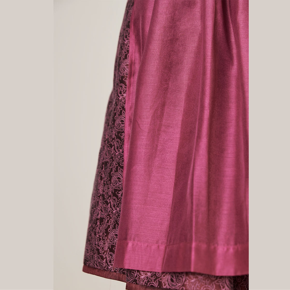 Krüger Dirndl Danila Pink mit Miederborte 70cm - Datschi Trachten