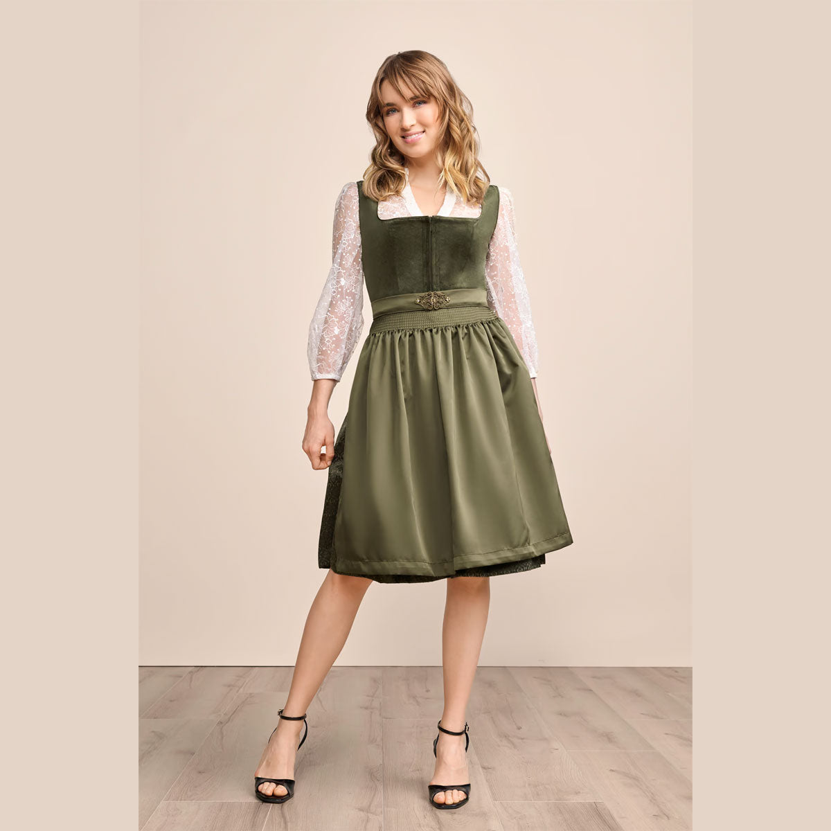 Krüger Dirndl Livie Oliv Grün Samt Reißverschluss 60cm - Datschi Trachten