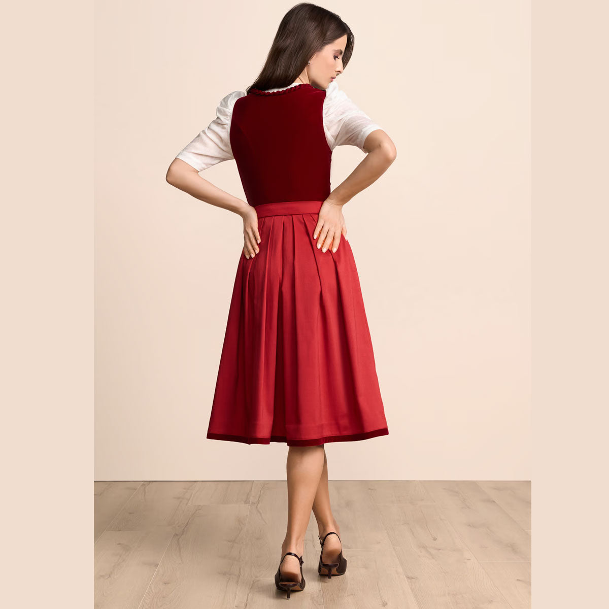 Krüger Dirndl Ylina Rot Samt 70cm