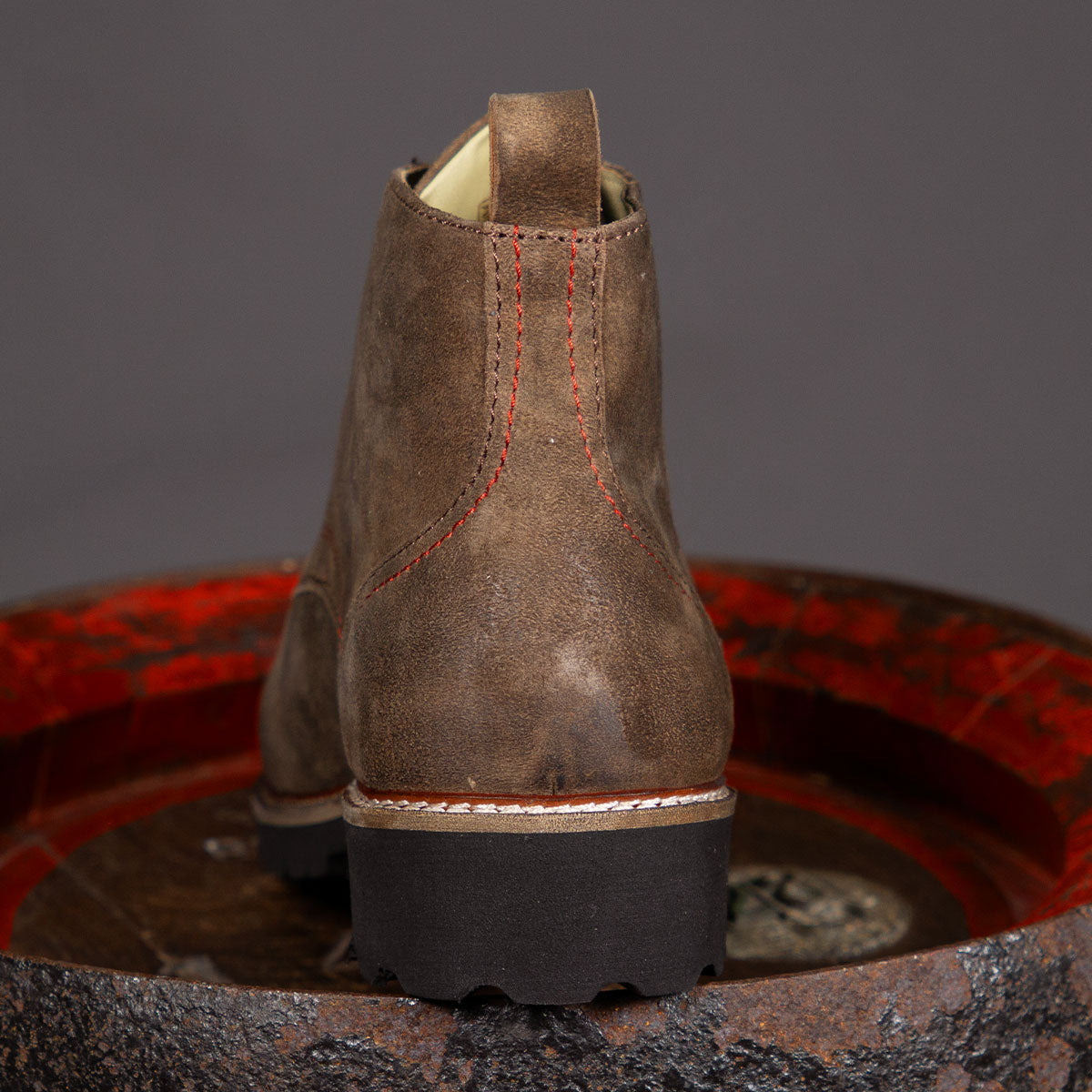 MeiSchua! Trachtenstiefel Rudl Braun Rot mit roten Schnürsenkel