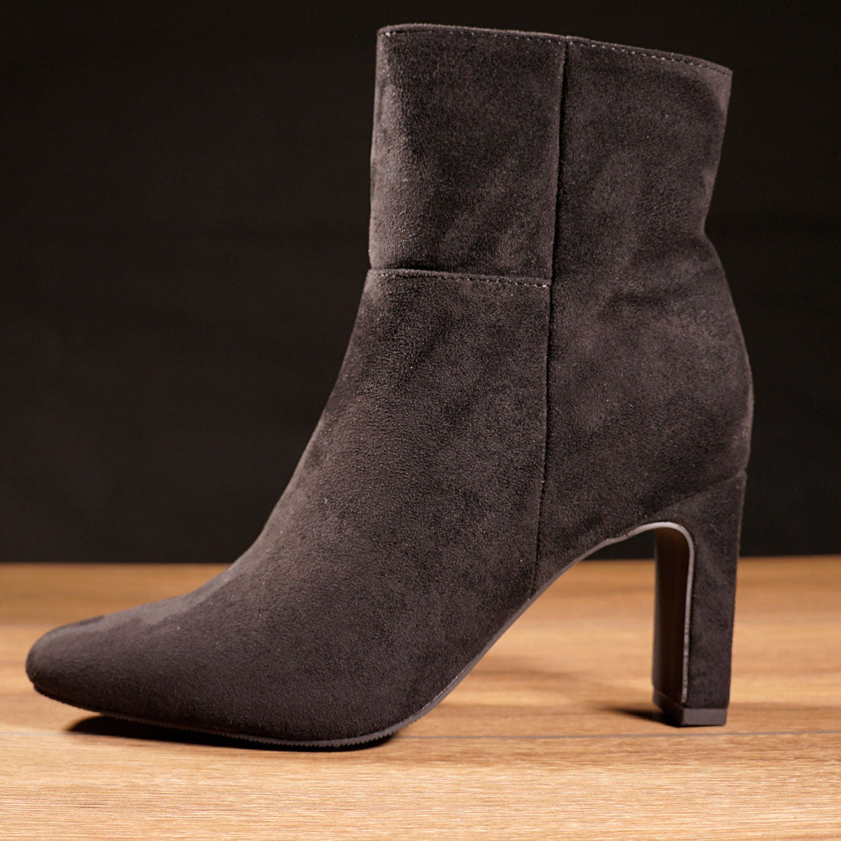 MeiSchua! Trachtenstiefelette Line Schwarz
