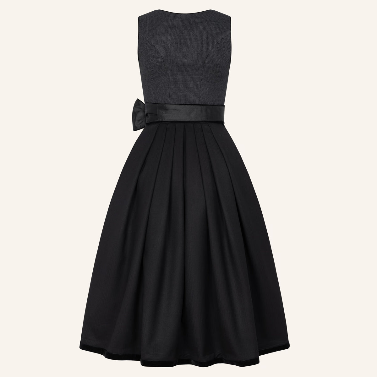 Krüger Dirndl Bonnie & Brav Schwarz 70cm Reißverschluss Victoria Swarovski Kollektion 2026