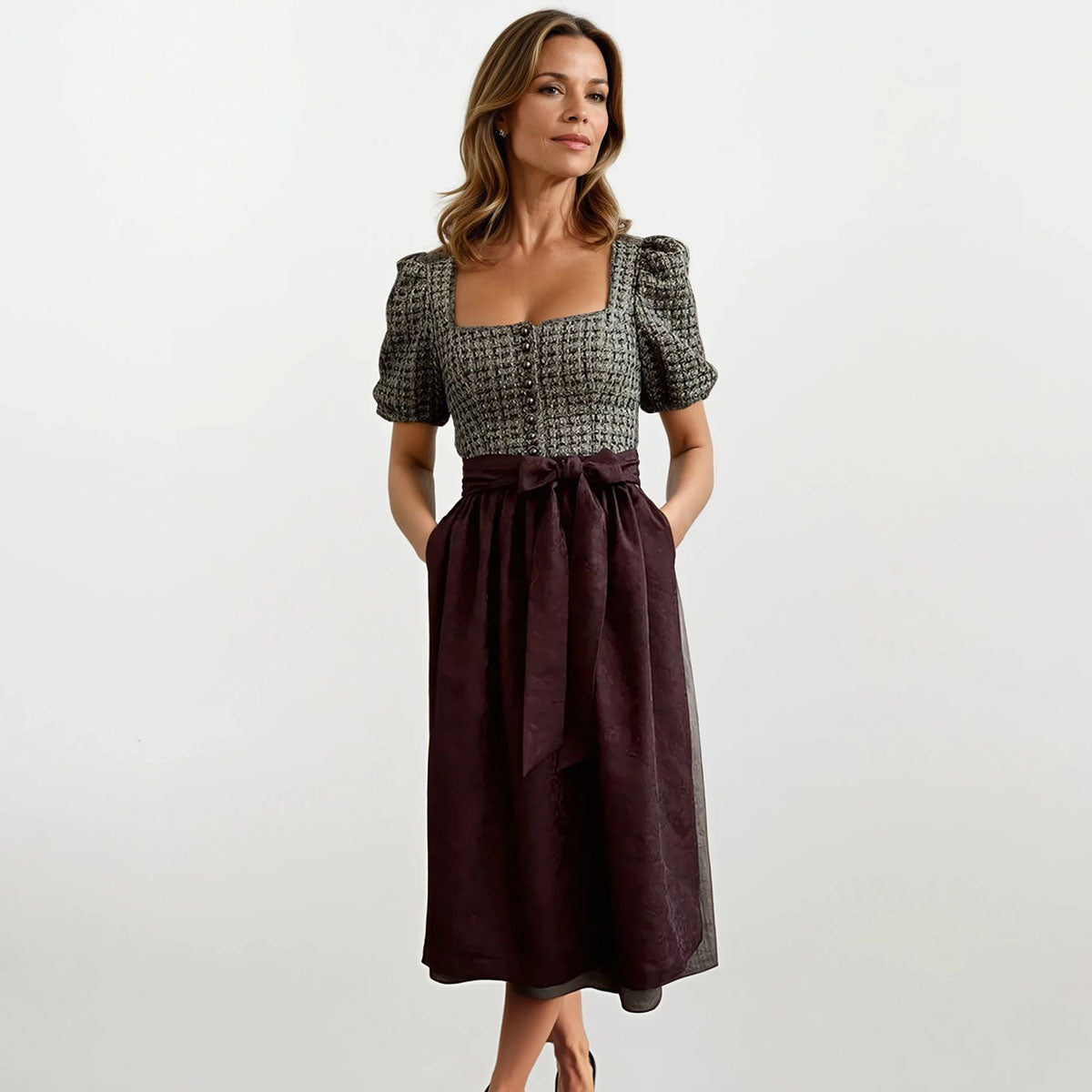 Dirndl 75 cm stilvoll und traditionell kombiniert