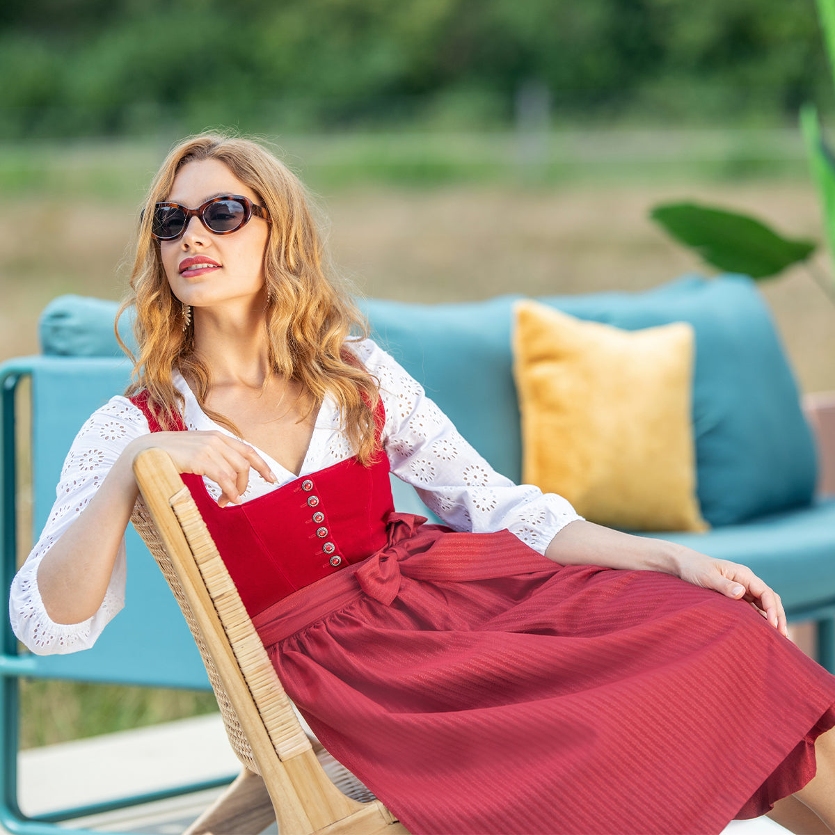 Rote Dirndl ❤️ Die Dich zum Hingucker machen😍