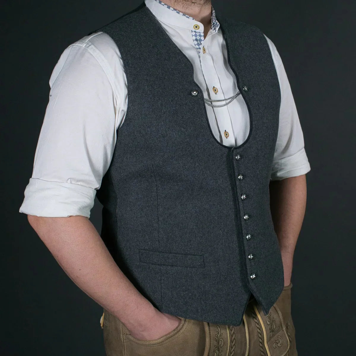 Hammerschmid Trachtenwesten Miesbacher Schnitt mit Kette