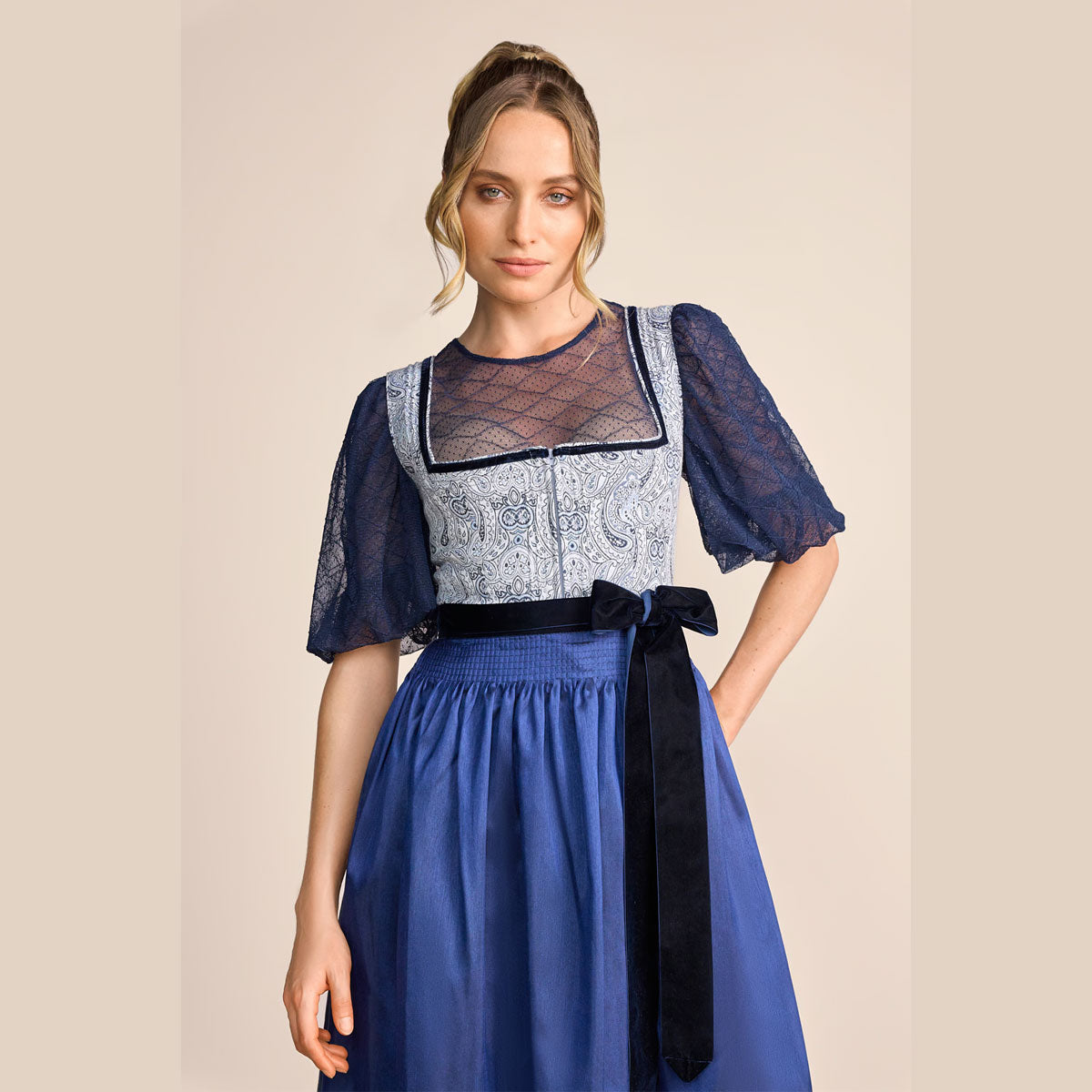Krüger Dirndl Callista Blau mit Reißverschluss 70cm