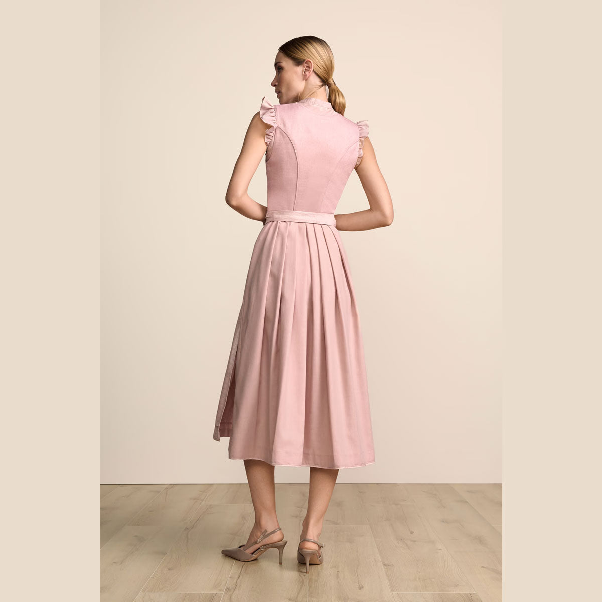 Krüger Dirndl Elouise Rosa Flügelarm 80cm - Datschi Trachten