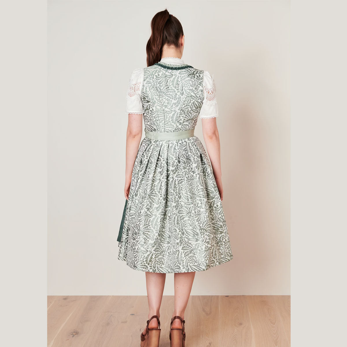 Krüger Dirndl Fritza Schilf Froschgoscherl 70cm