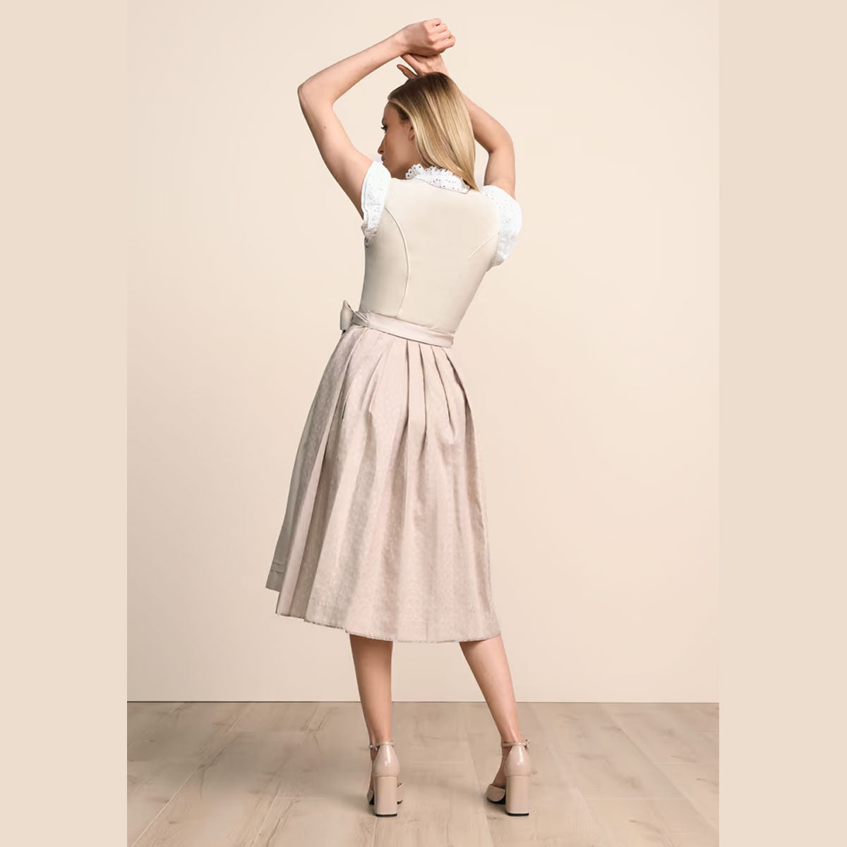 Krüger Dirndl Lillemor Beige Reißverschluss 70cm