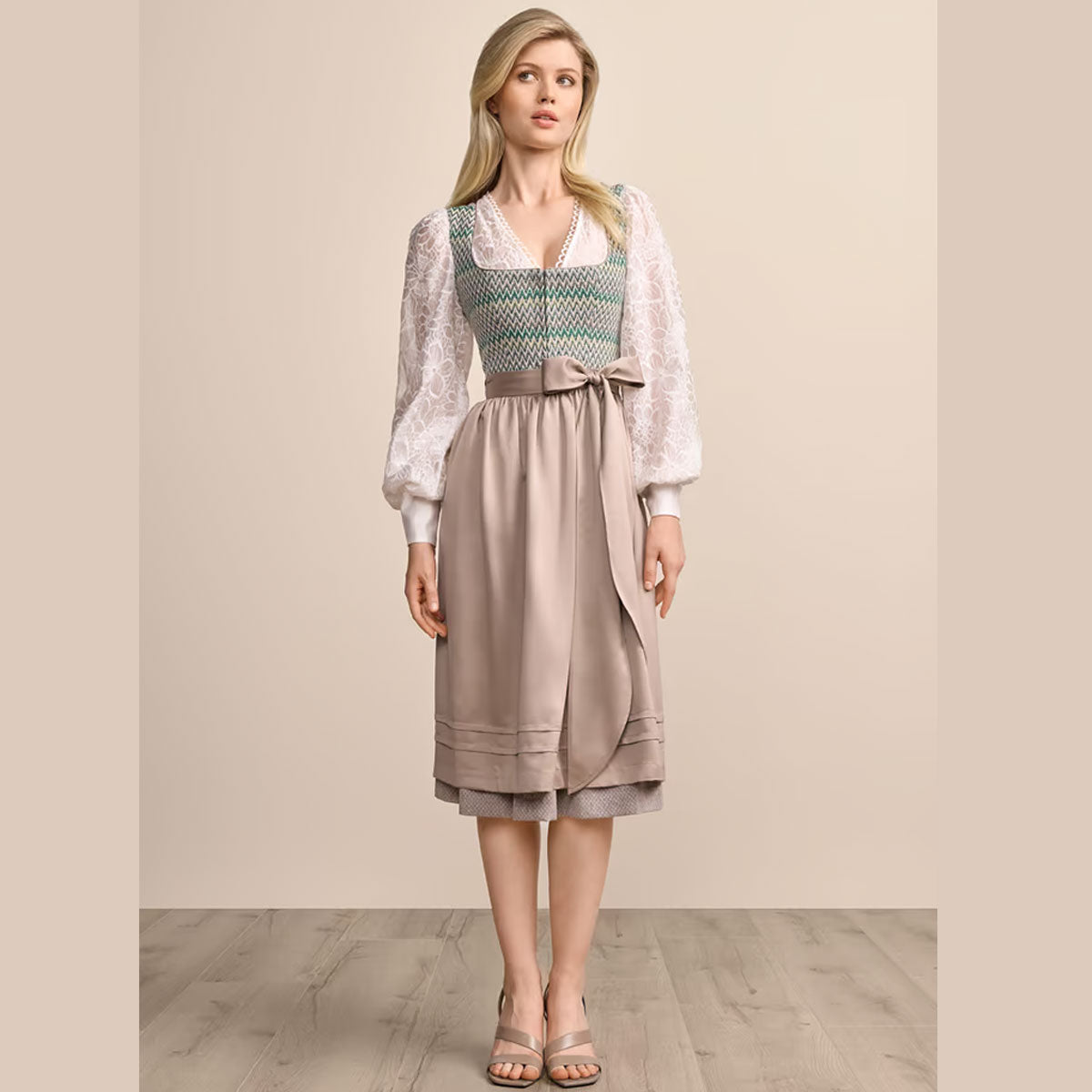 Krüger Dirndl Neah Grün mit Reißverschluss 70cm