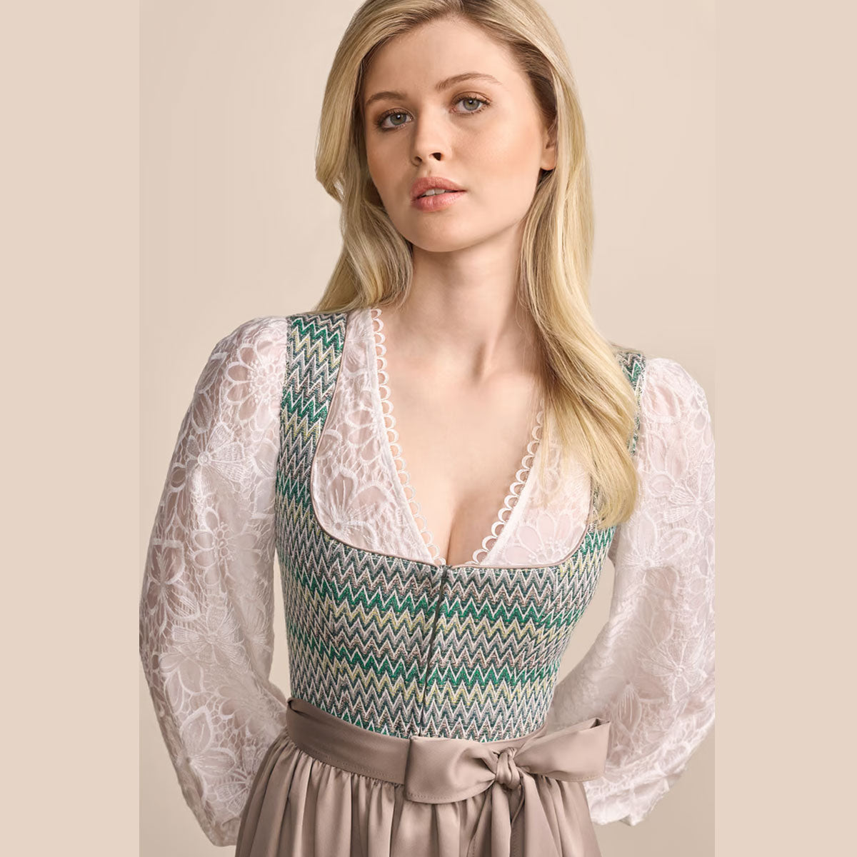 Krüger Dirndl Neah Grün mit Reißverschluss 70cm