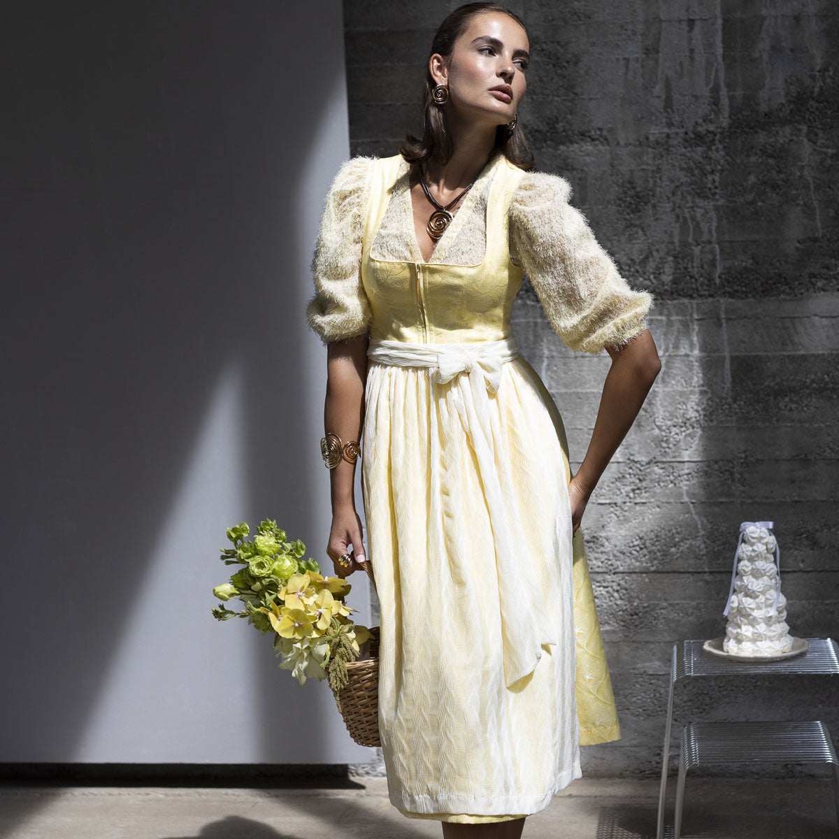 Madame Marie Dirndl Zarienne Pina Colada 75cm - Datschi Trachten