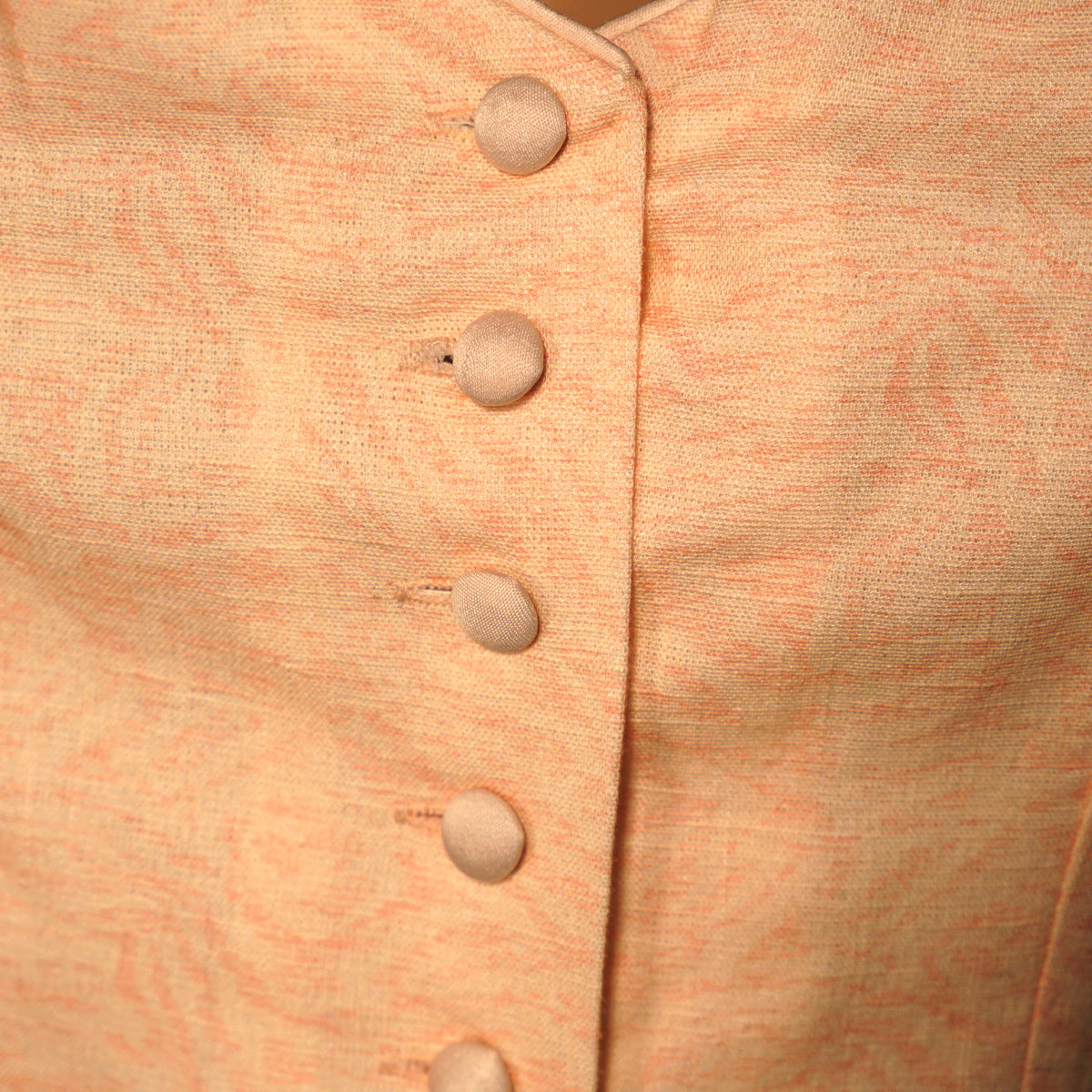 Elli & Juliette Dirnd Charlotta Aurora Apricot Flügelarm 70cm